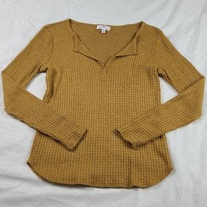 Socialite thermal v neck